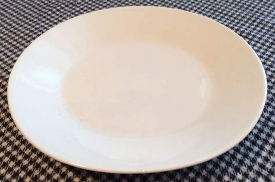 ARA172 Salad Plate by Arabia of Finland-1