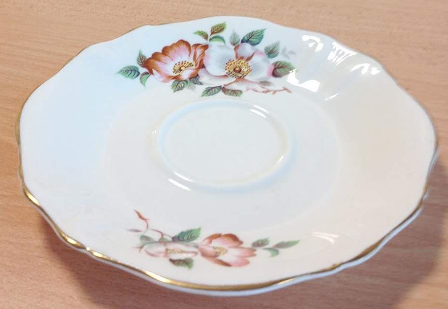 A1Y2 Saucer by Ashley (England)-1
