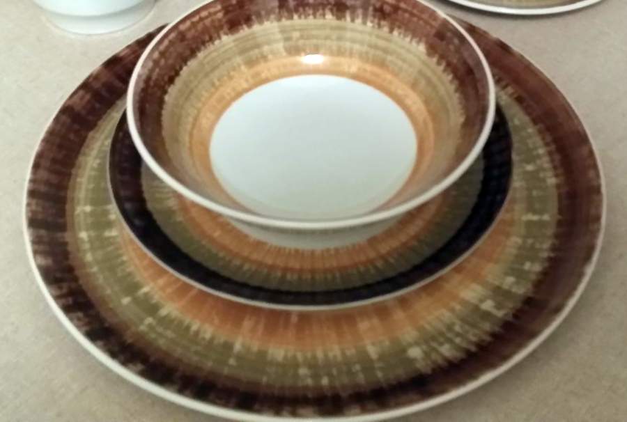 Aurora Brown Dinner Plate by Amcrest-1