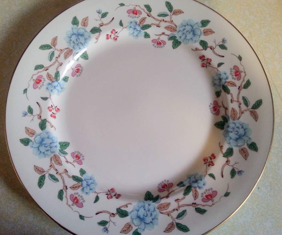 AYN283 Dinner Plate by John  Aynsley & Sons-1