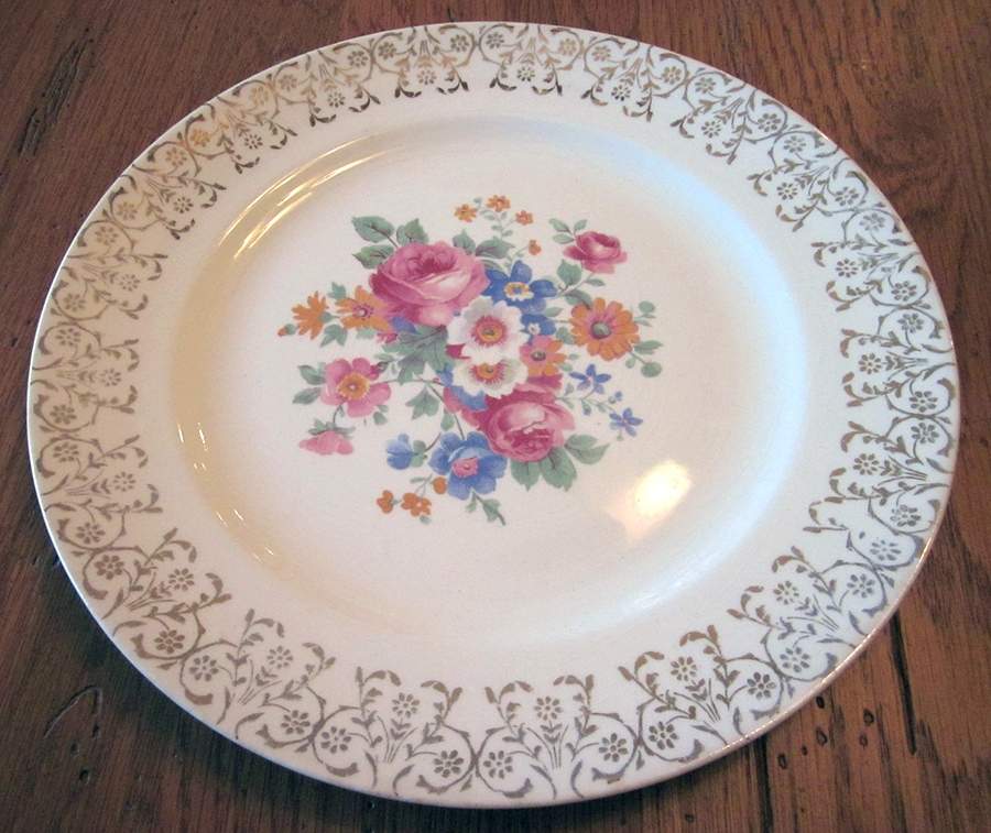 ARL9 Dinner Plate by Arlen-1