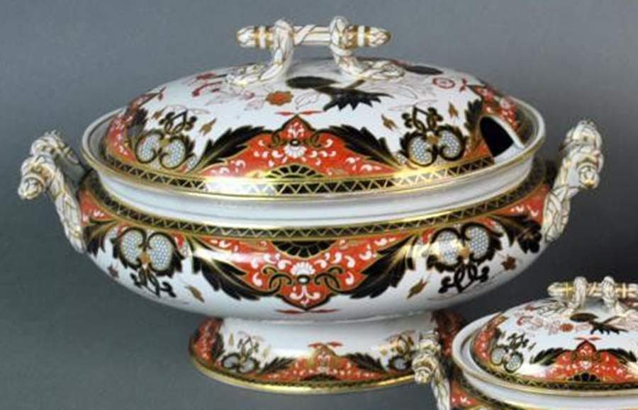 ASB38 Oval Tureen & Lid by Ashworth Bros-1