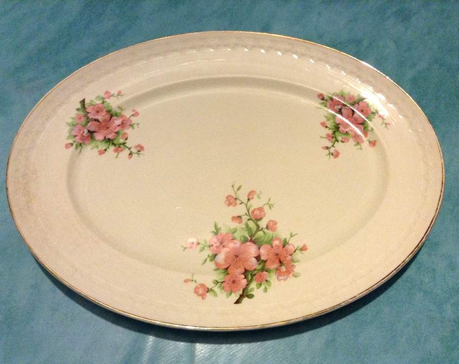 AYN286 12" Oval Serving Platter by John  Aynsley & Sons-1