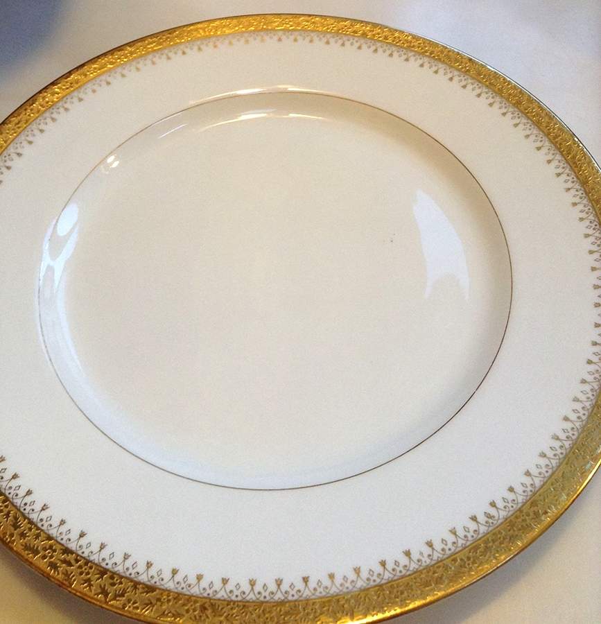 AHR1116 Dinner Plate by Charles Ahrenfeldt-1