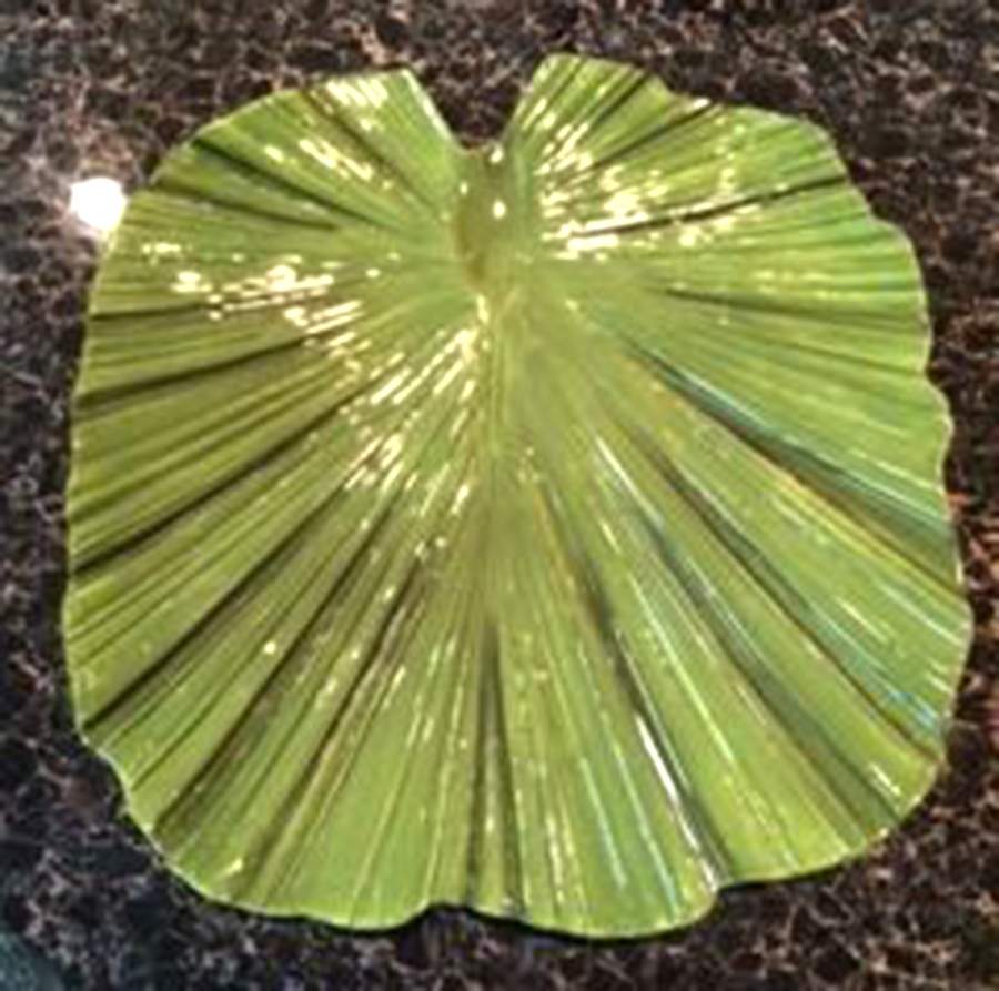 Antiqua-Green Service Plate (Charger) by Ambiance-1