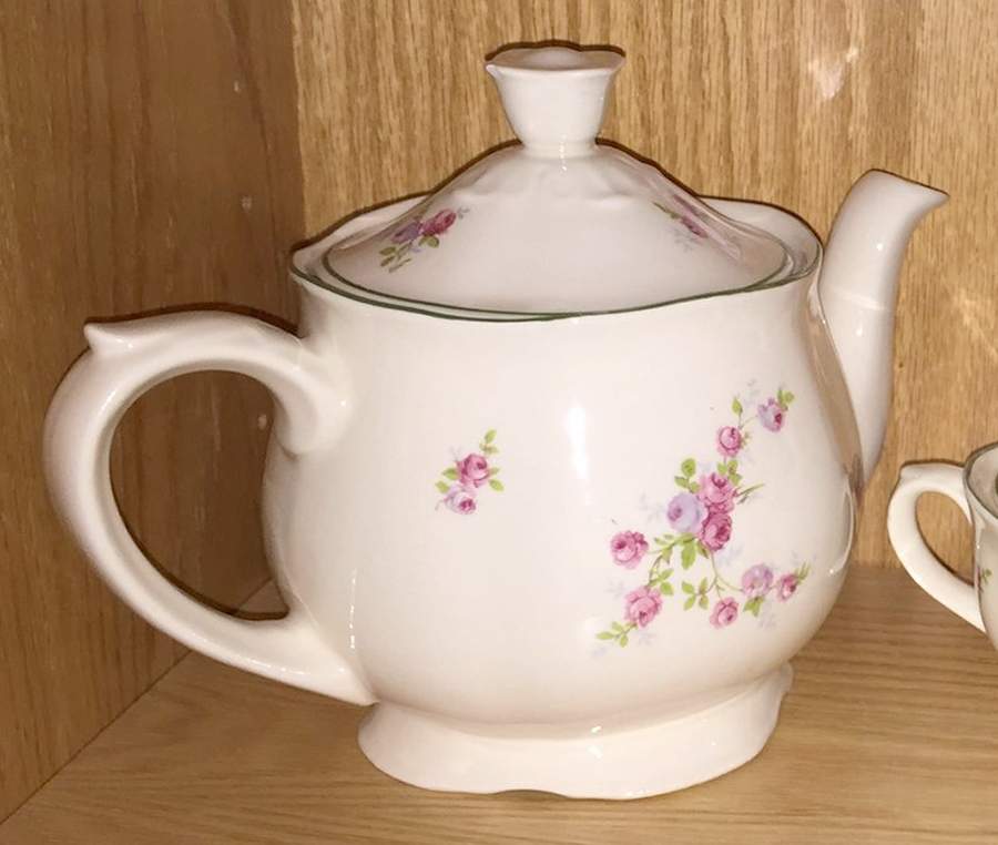 ARA177 Teapot & Lid by Arabia of Finland-1