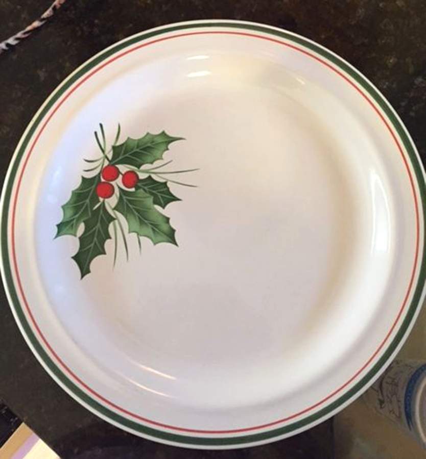 Homecoming Dinner Plate by Anchor Hocking-1