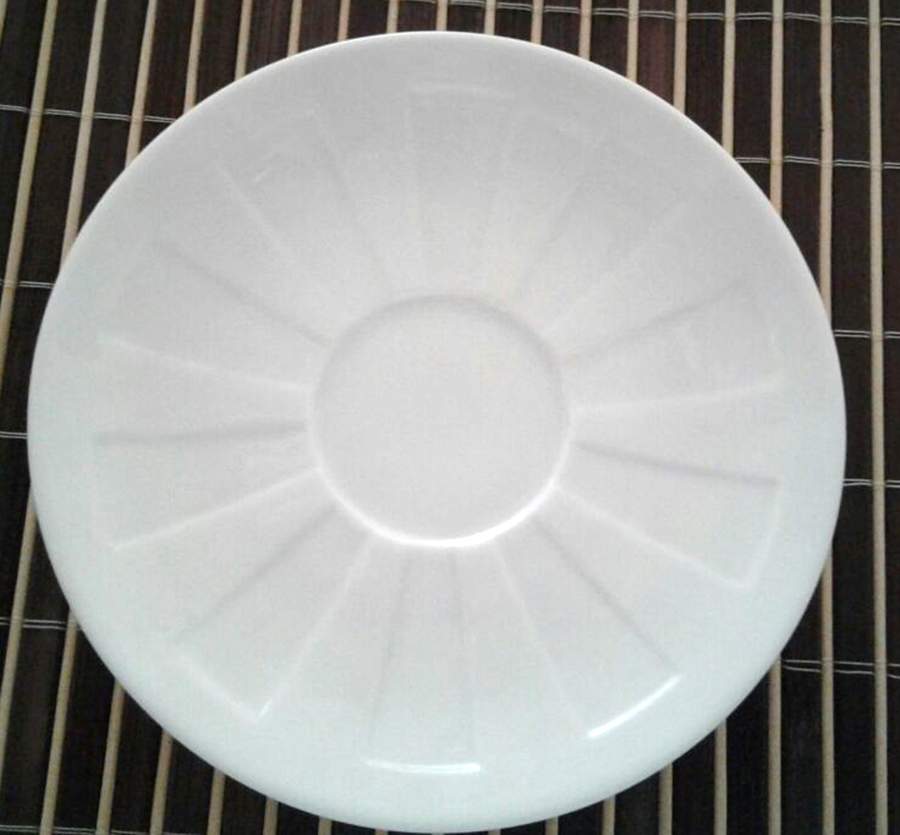 A2F2 Saucer by Andrea Fontebasso-1