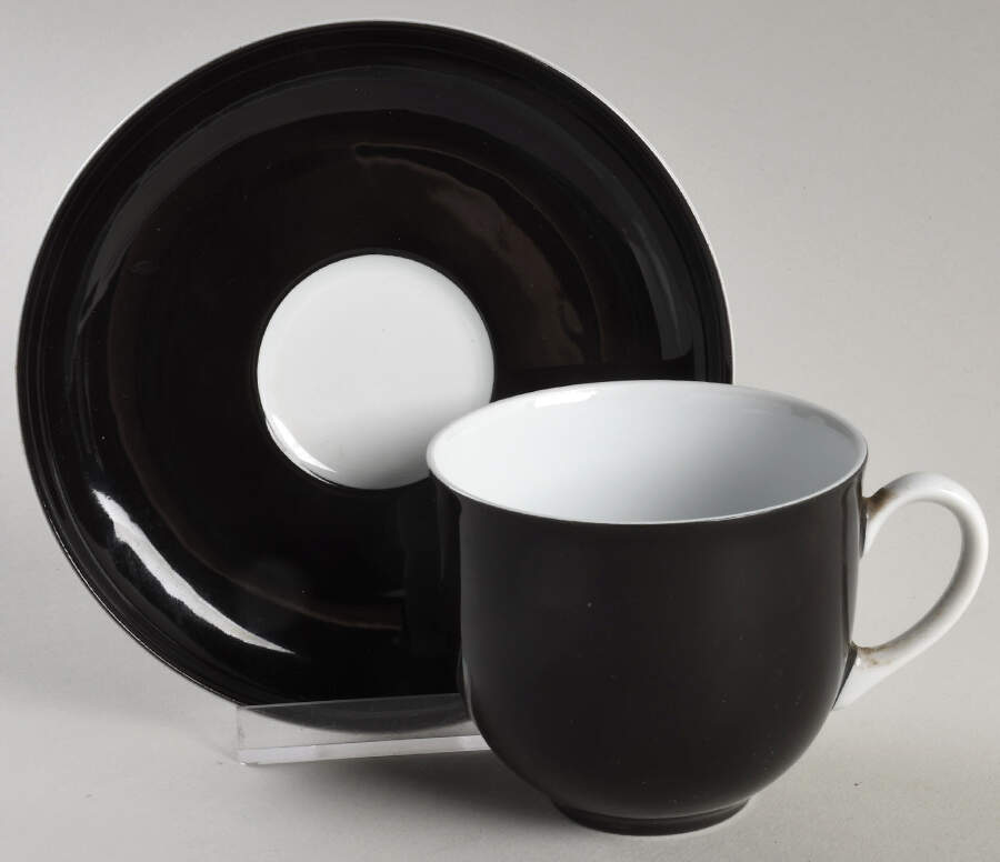 ARZ295 Flat Cup & Saucer Set by Arzberg-1