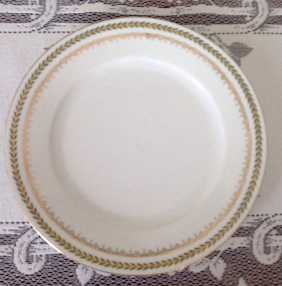 AUS556 Dinner Plate by Austria-1