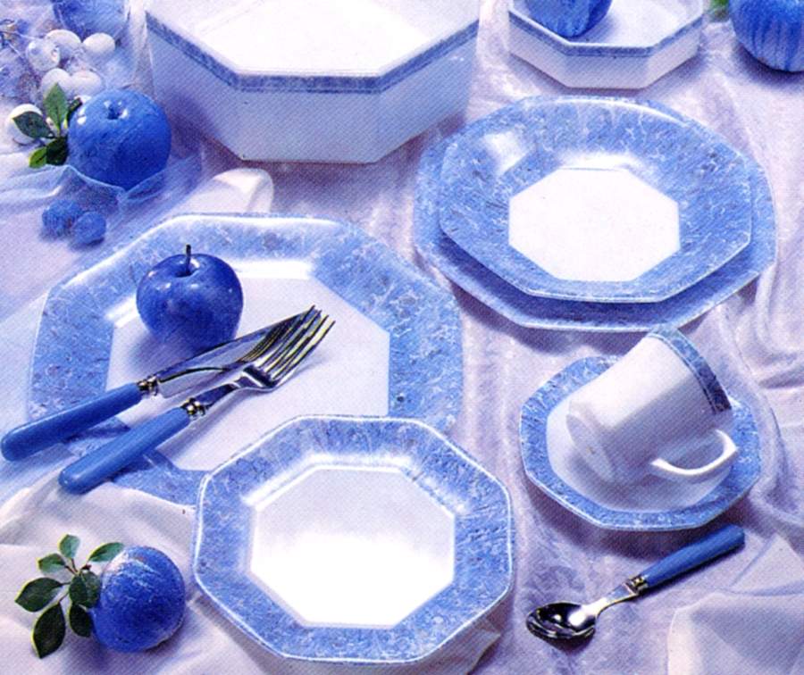 Aquatic Dinner Plate by Arcoroc-1