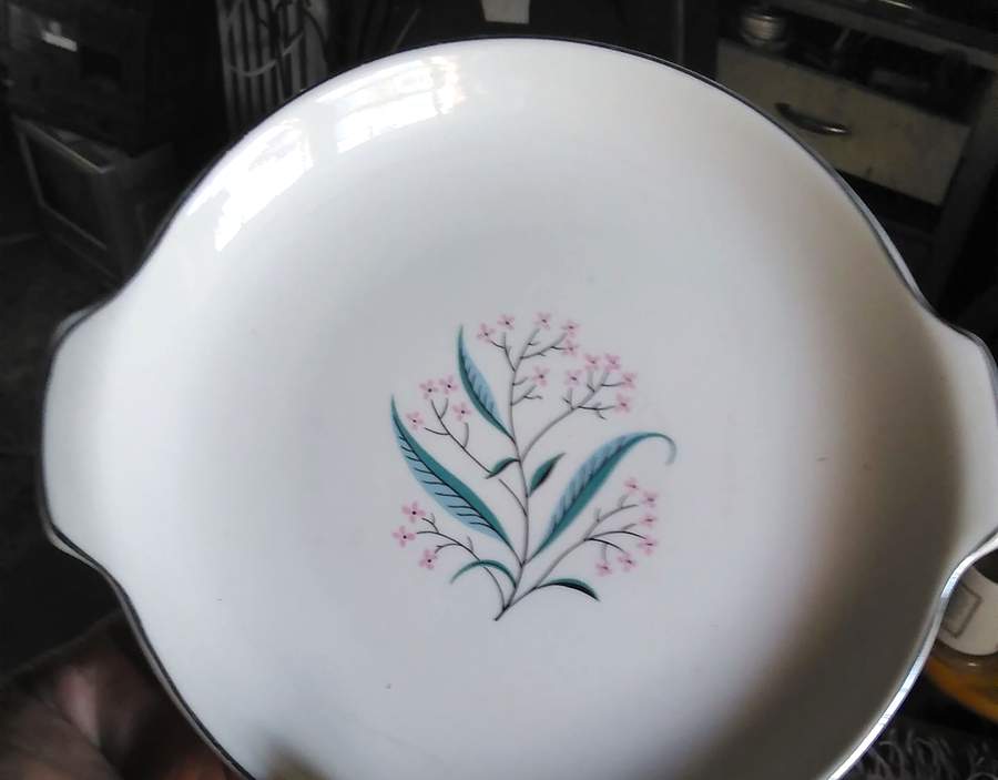 Regal Gold Trim Handled Cake Plate by Alliance-1