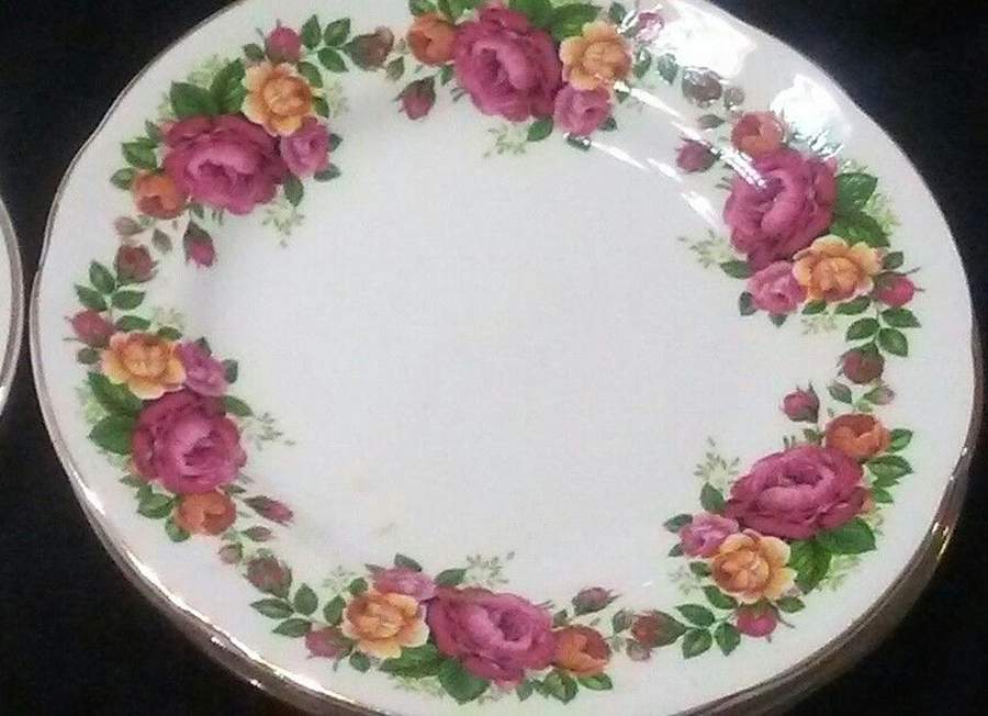 ARG3 Bread & Butter Plate by Argyle-1