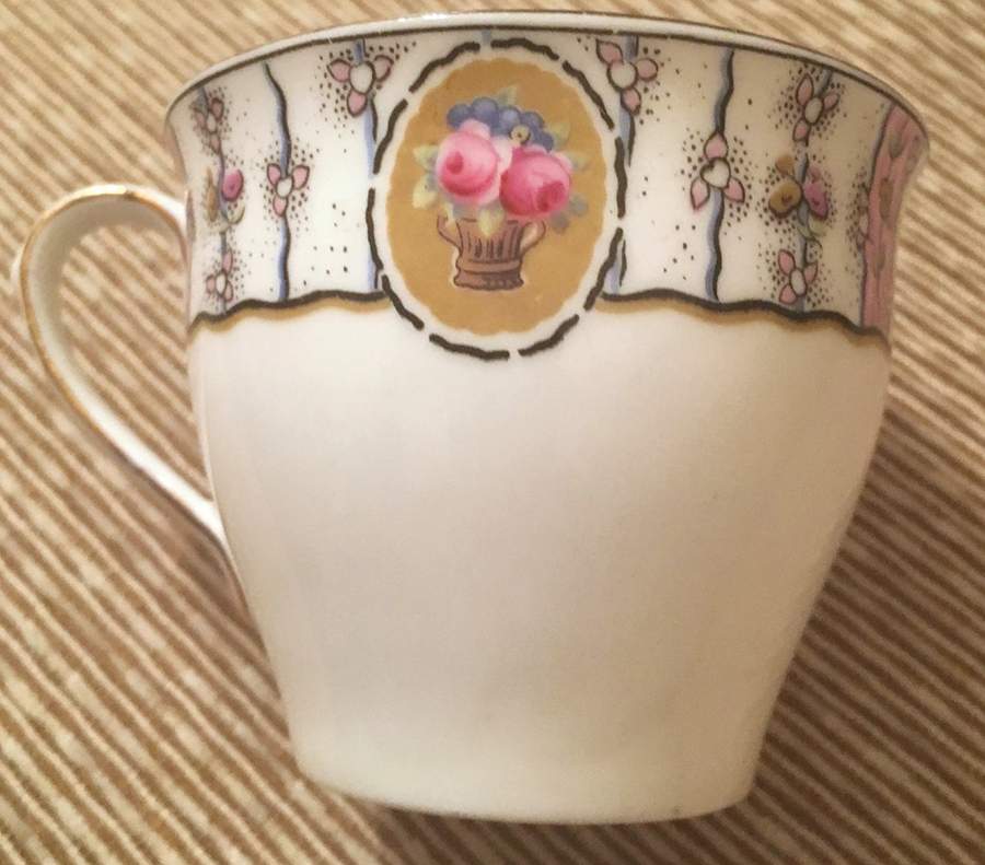 4192 Flat Cup by John  Aynsley & Sons-1