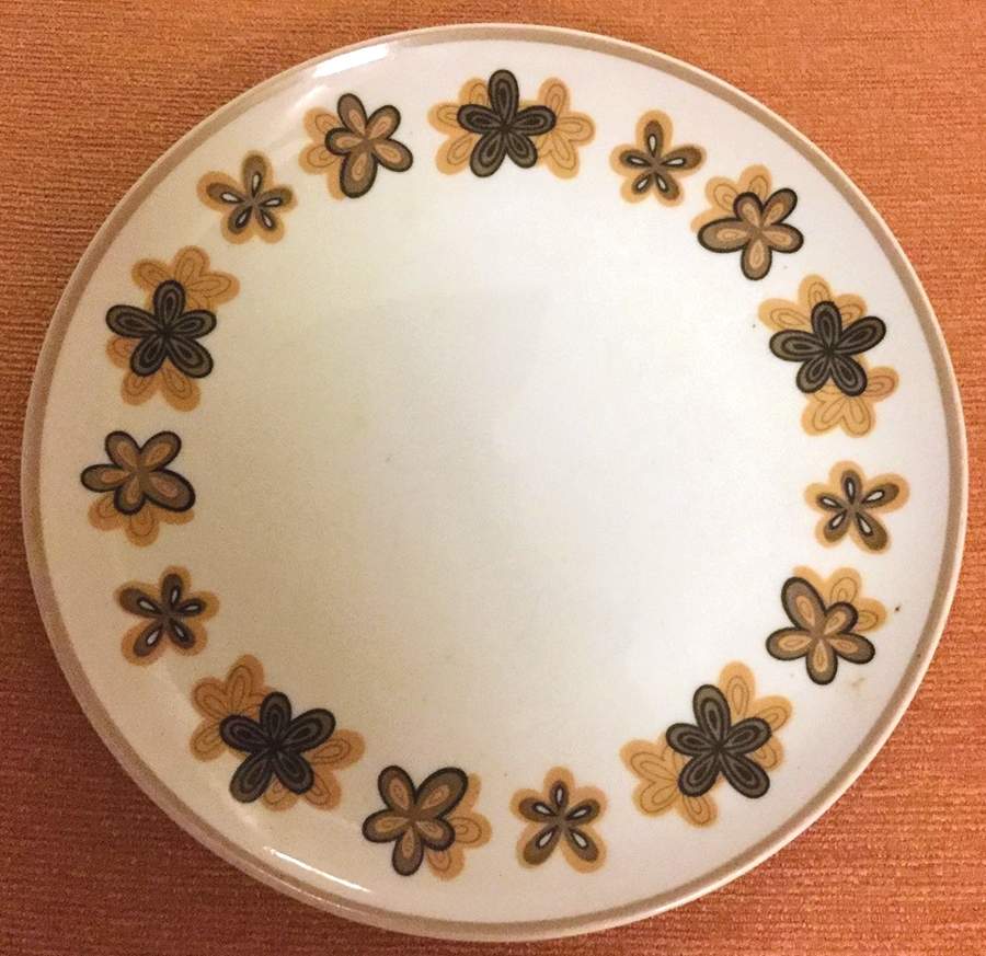Rhapsody Dinner Plate by Amcrest-1