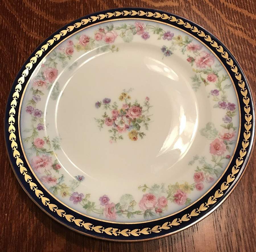 AHR1172 Salad Plate by Charles Ahrenfeldt-1