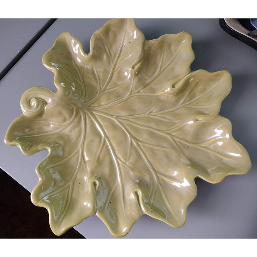 Leaves and Vines Green Large Leaf Dish by Ambiance-1