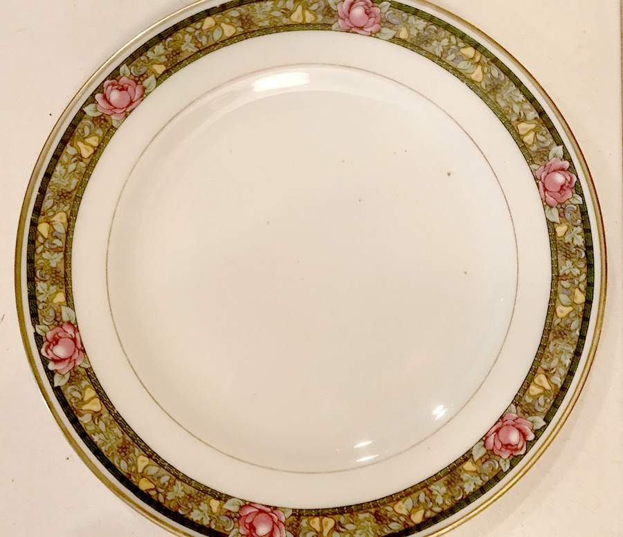 AHR1179 Dinner Plate by Charles Ahrenfeldt-1