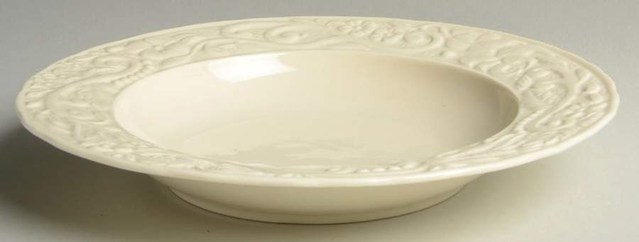 Flower Garden Cream 9" Soup/Pasta Bowl by Carmel Ceramica-1