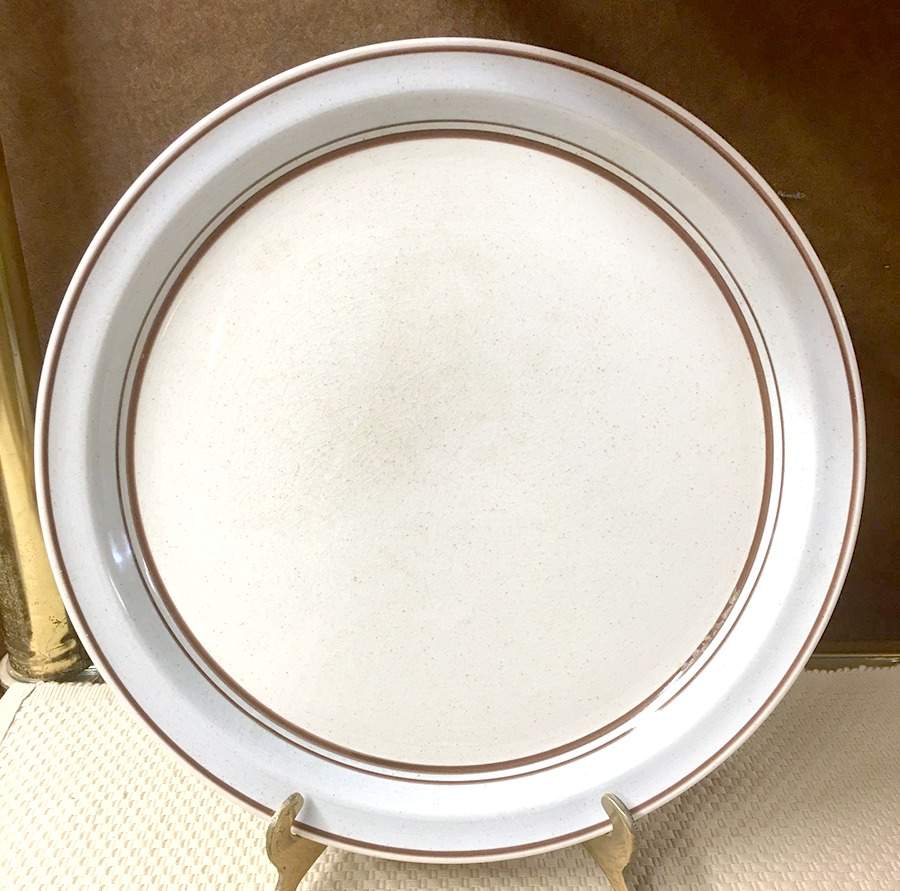 Kerry Gray Dinner Plate by Arklow-1