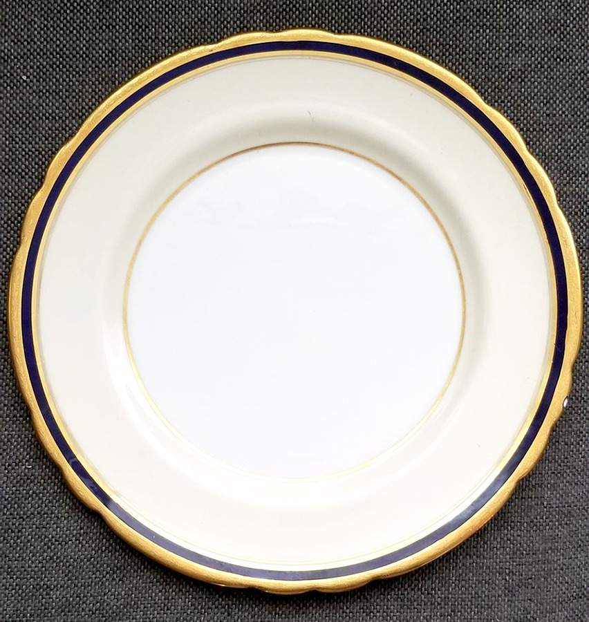 Norfolk Dinner Plate by John  Aynsley & Sons-1