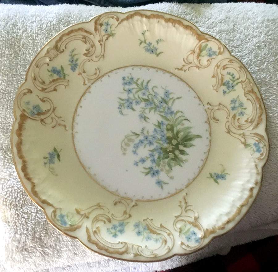 AHR1187 Dinner Plate by Charles Ahrenfeldt-1