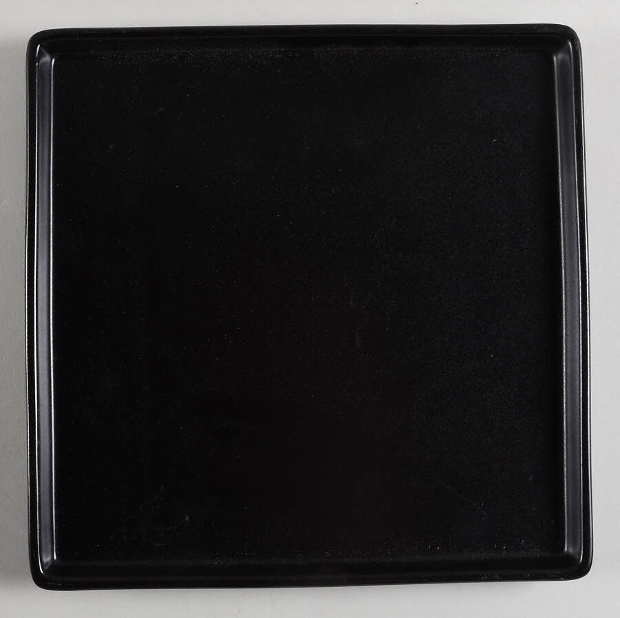 Grace Black Dinner Plate by Stone Lain-1