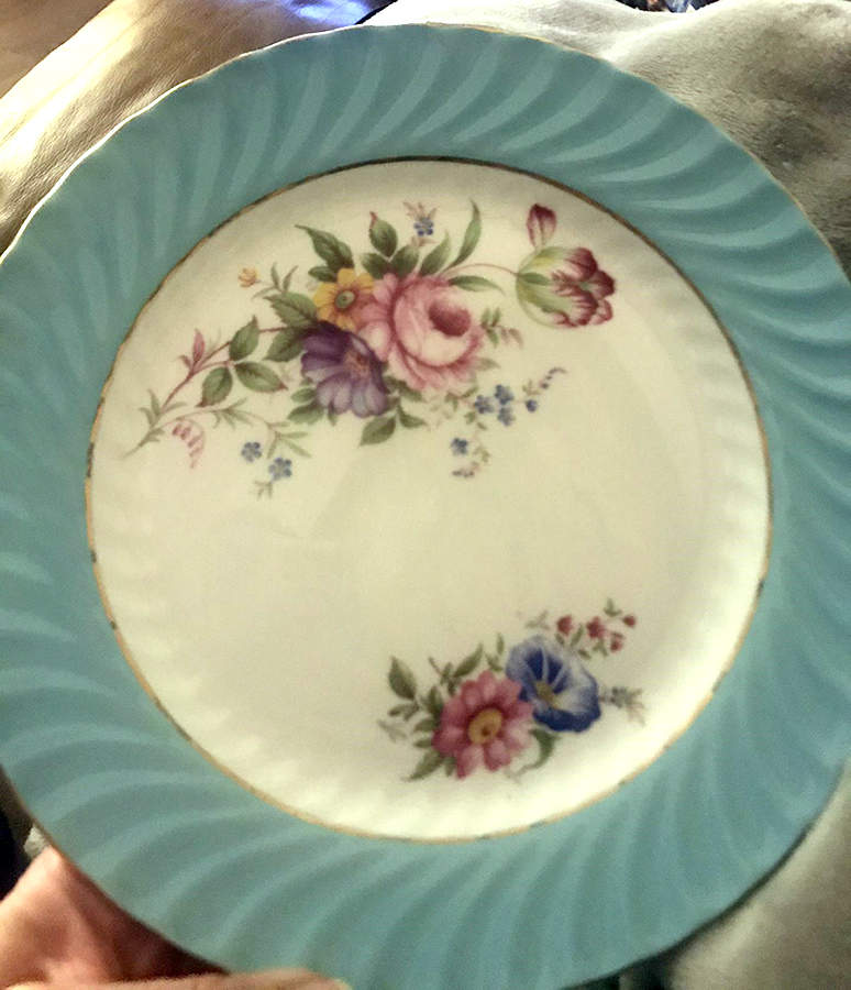 AYN316 Dinner Plate by John  Aynsley & Sons-1