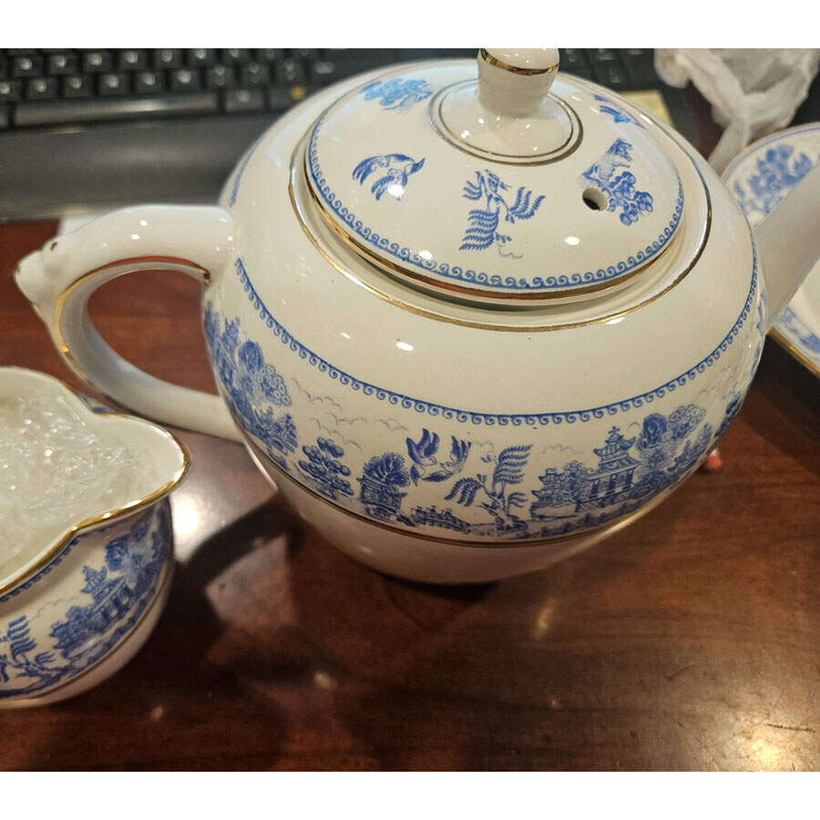4519 Teapot & Lid by Allerton's-1