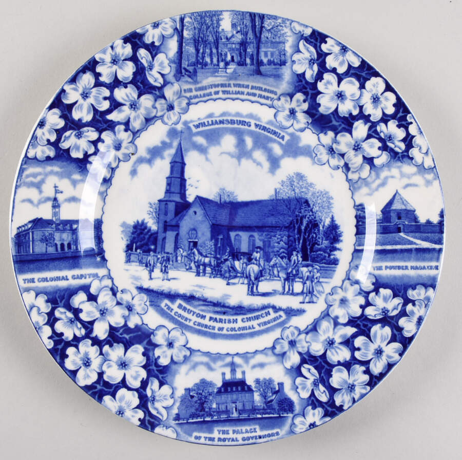 Williamsburg Va Dinner Plate by Adams China-1