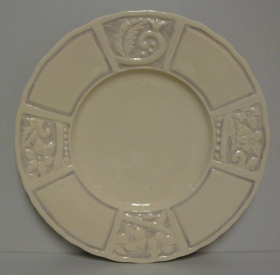 Flower Garden Lavender Salad Plate by Carmel Ceramica-1