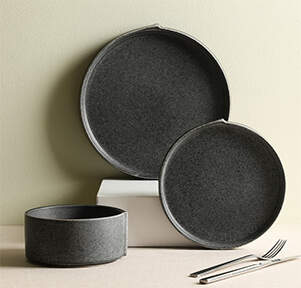Bao Dinner Plate by Stone Lain-1
