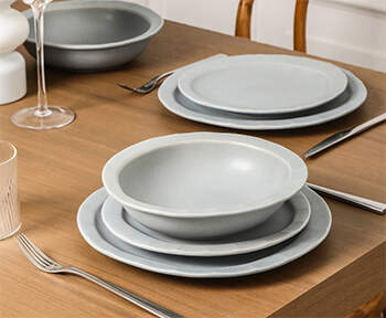 Oasis Dinner Plate by Stone Lain-1