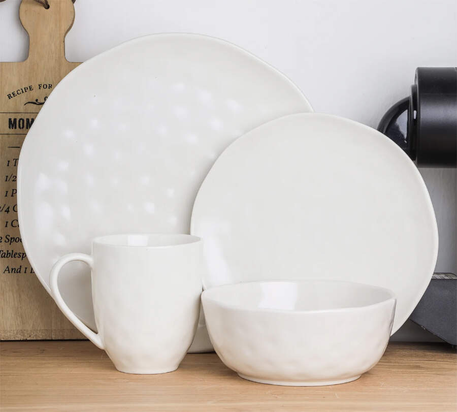 Ivy Dinner Plate by Stone Lain-1