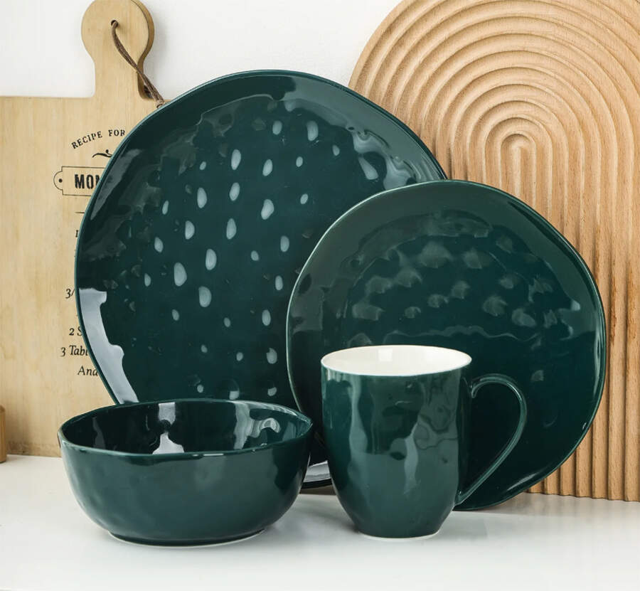 Ivy Dinner Plate by Stone Lain-1