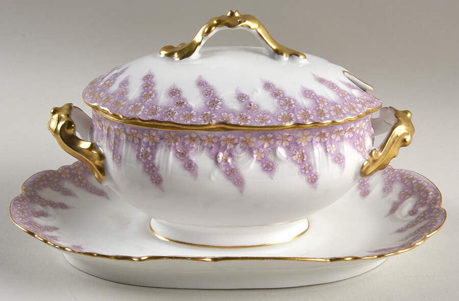 AKF91 Gravy Boat w/Attached Underplate & Lid by A Klingenberg France-Austria-1