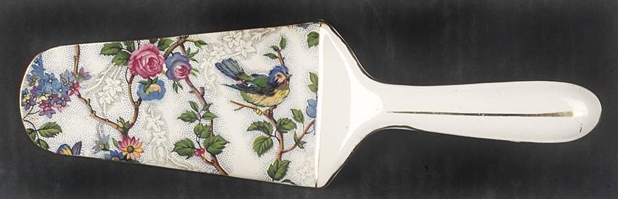 Lorna Doone Solid Ceramic Pie/Cake Server by Barker Bros Ltd-1