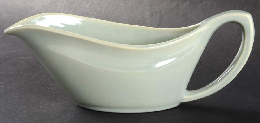 La Linda Green (Glossy) Gravy Boat by Bauer-1