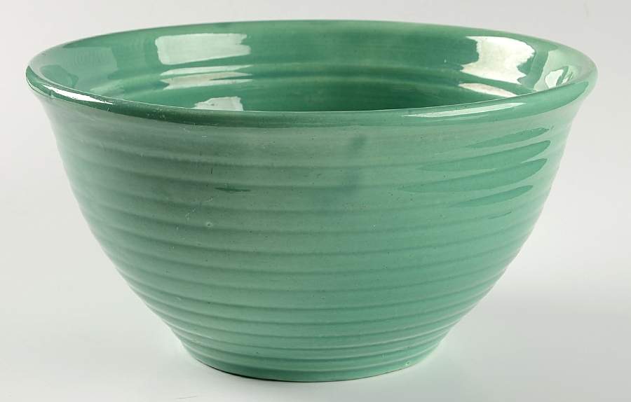 Ring Jade (Green) 9" Nested Mixing Bowl by Bauer-1