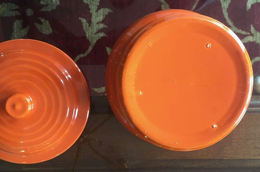 Ring Orange (Older, Circa 1940) 1 Qt Round Covered Casserole by Bauer-1