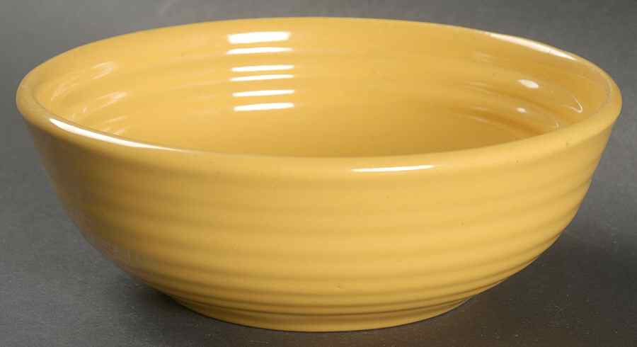 Ring Yellow (Older, Circa 1940) 5" Nested Mixing Bowl by Bauer-1