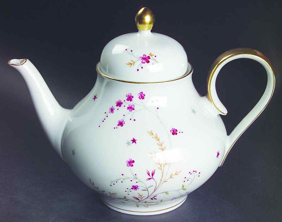 Clarice Teapot & Lid by Baronet-1