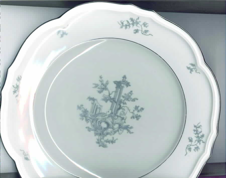 Heritage Dinner Plate by Baronet-1