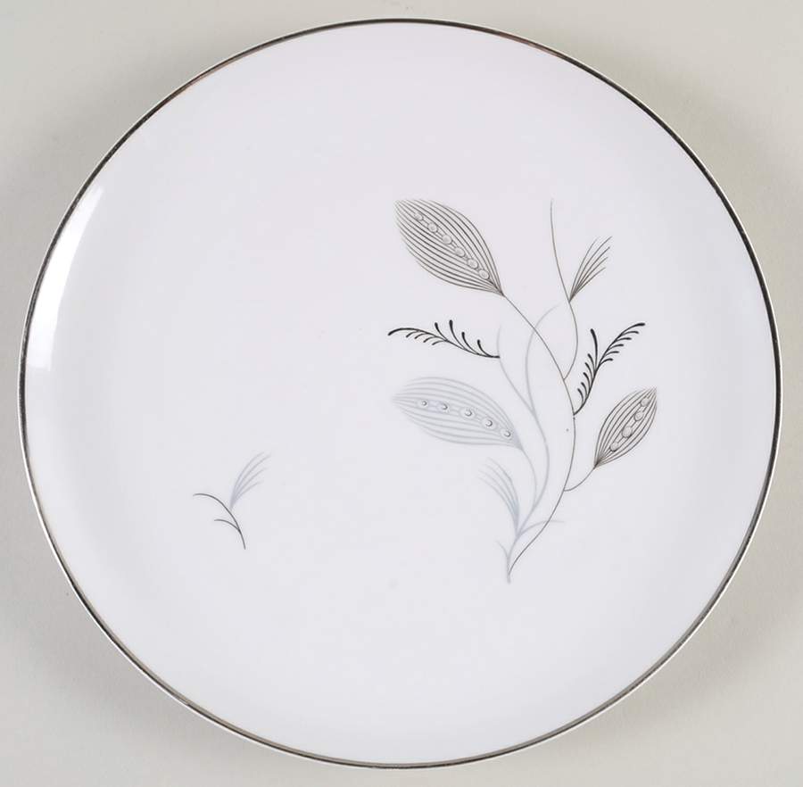 Impromtu Dinner Plate by Baronet-1
