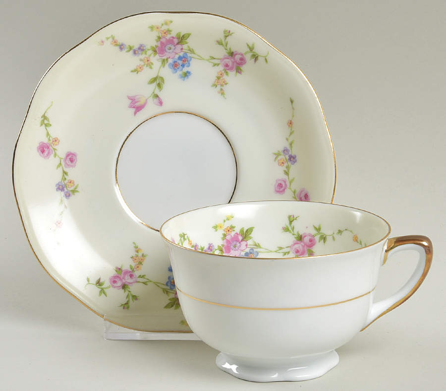 Juliet Footed Cup & Saucer Set by Baronet-1