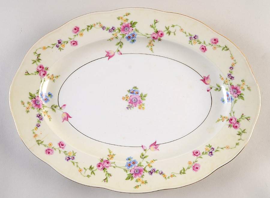 Juliet 14" Oval Serving Platter by Baronet-1