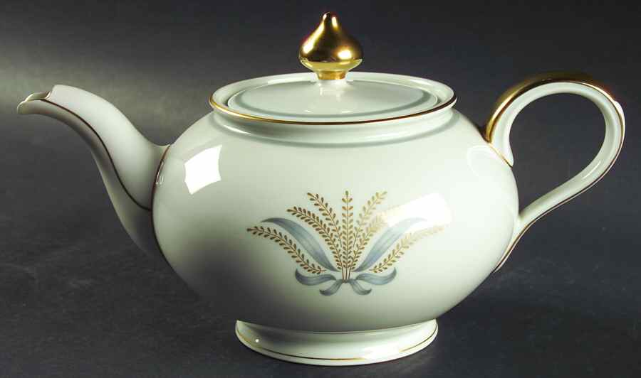 Loraine Teapot & Lid by Baronet-1