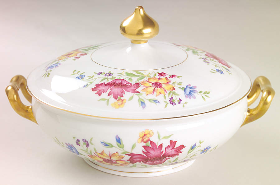 Lorna Round Covered Vegetable by Baronet-1