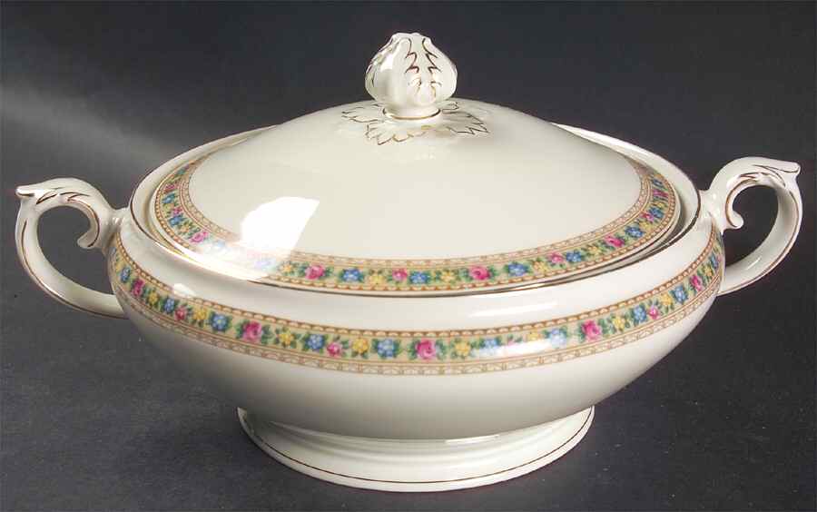 Lucille Round Covered Vegetable by Baronet-1