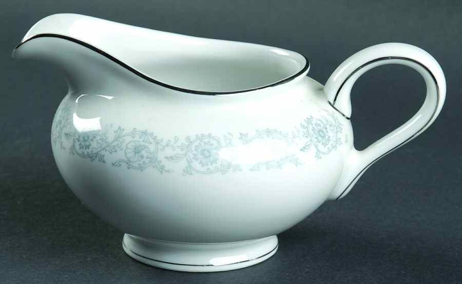 Nocturne Creamer by Baronet-1